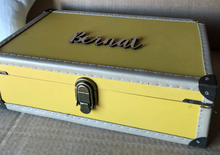 Cargar imagen en el visor de la galería, Caja bebé sin contenido de productos