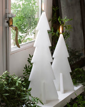 Cargar imagen en el visor de la galería, Arbol Navidad escultura de cera